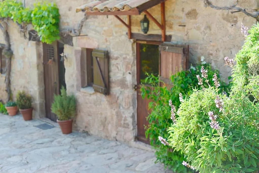Séjour à la campagne Maison d'hôtes Can Riera à Santa Eulalia de Ríuprimer